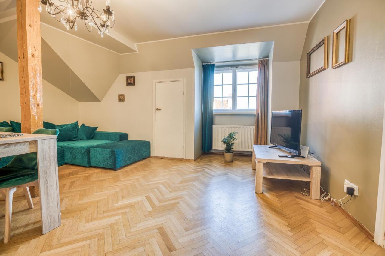 Apartment Historic At Old Town