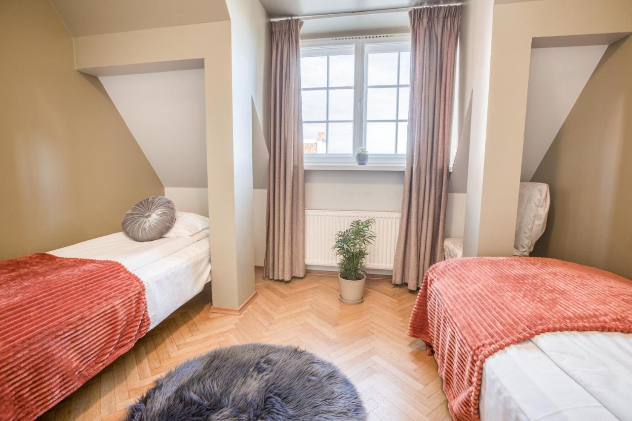 Historic At Old Town Apartment